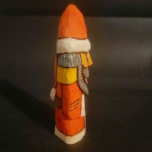 Hand carved Wooden Old Santa Clause Folk Art. Signed By Artist - Picture 4 of 7